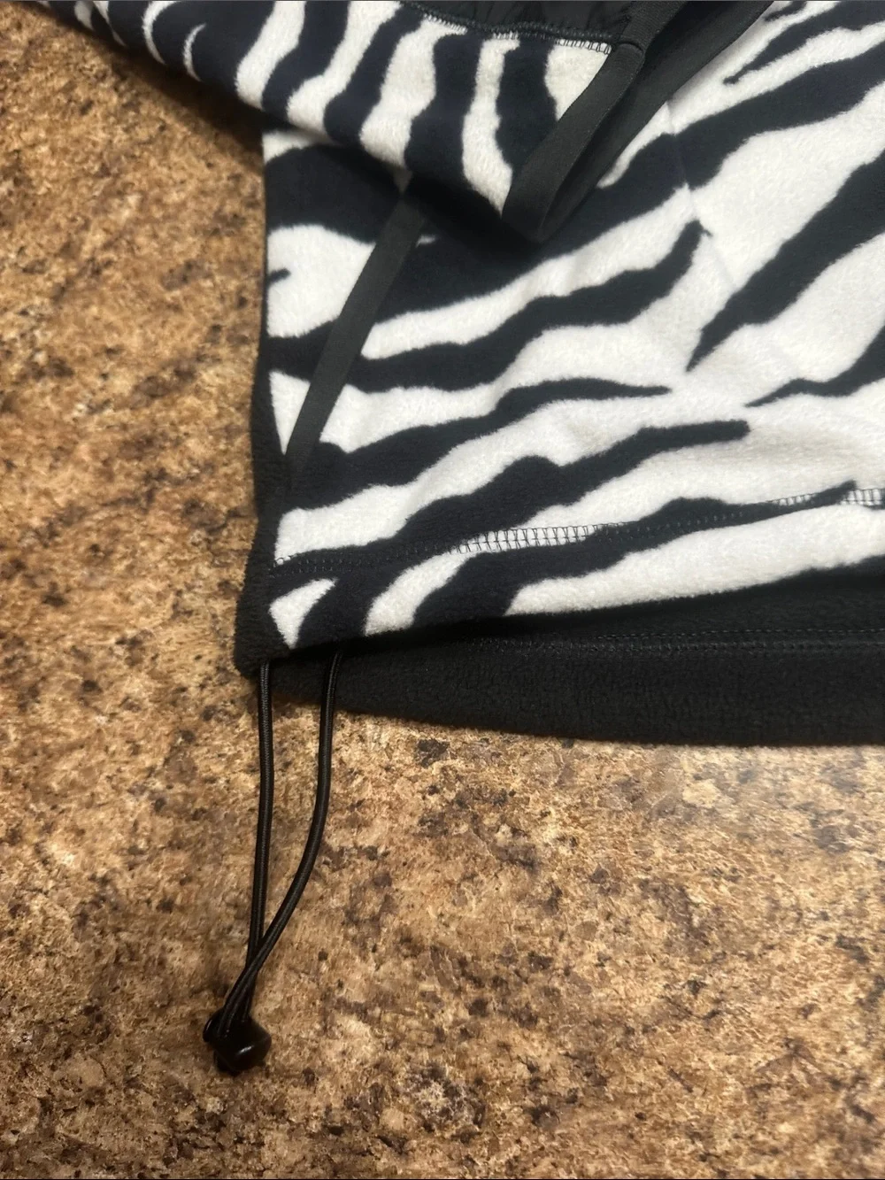 WORN ONCE Nike Black & White Zebra-Panel Pullover Hoodie Medium